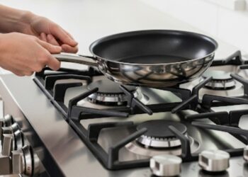 ways to prevent burns in your kitchen